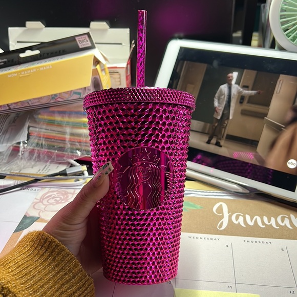 Starbucks Studded Cups (Set) 💗 - Picture 2 of 4